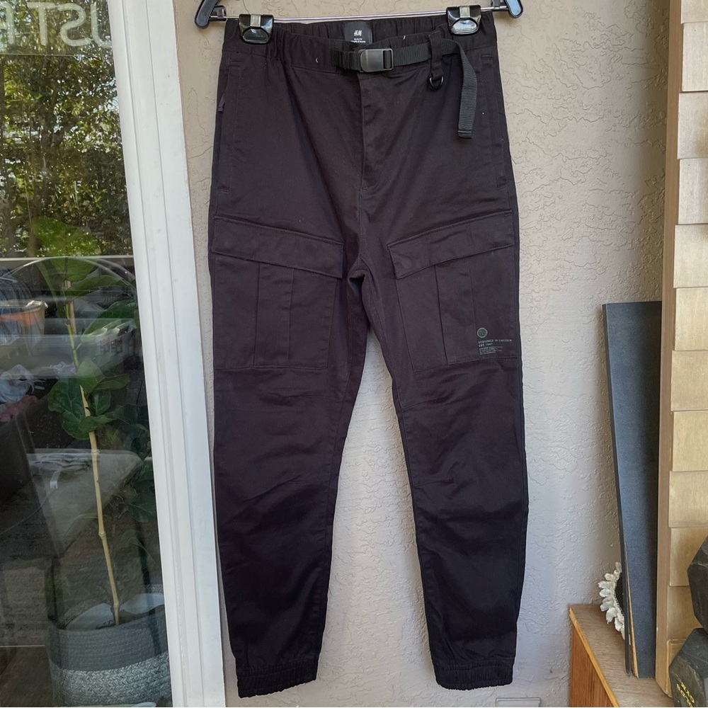 H&M Slim Fit Cargo Joggers